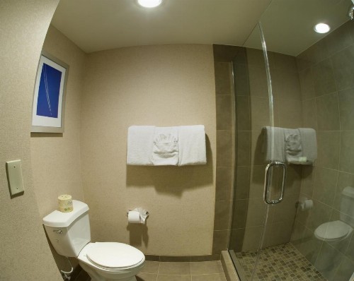 Airtel Plaza Hotel - image 23