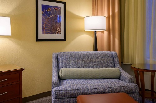 Airtel Plaza Hotel - image 34