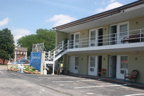 Fountain Inn - image 41
