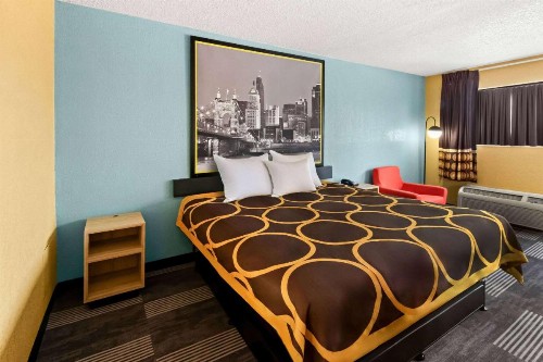 Super 8 by Wyndham Vandalia/Dayton International Airport - image 22
