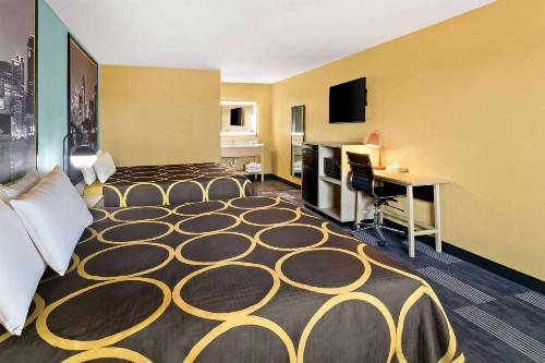 Super 8 by Wyndham Vandalia/Dayton International Airport - image 24