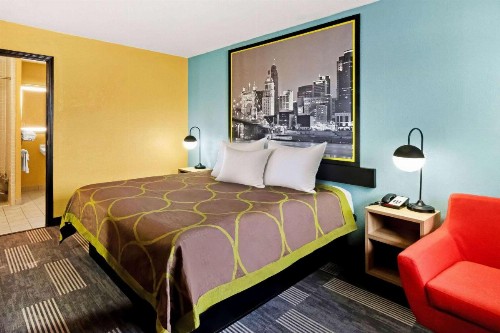 Super 8 by Wyndham Vandalia/Dayton International Airport - image 29