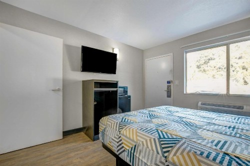 Motel 6-Venice FL - image 12