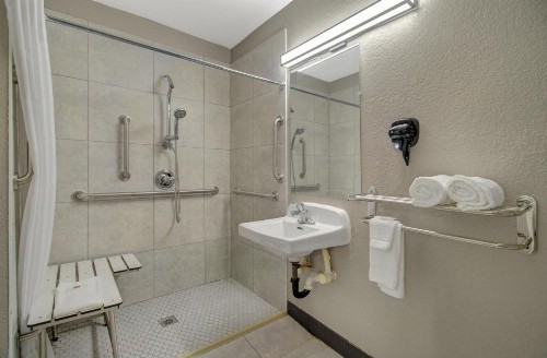 Motel 6-Venice FL - image 15