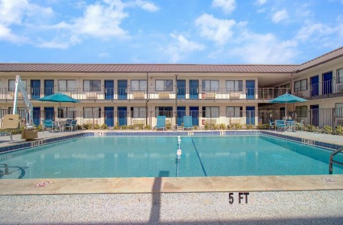 Motel 6-Venice FL - image 25