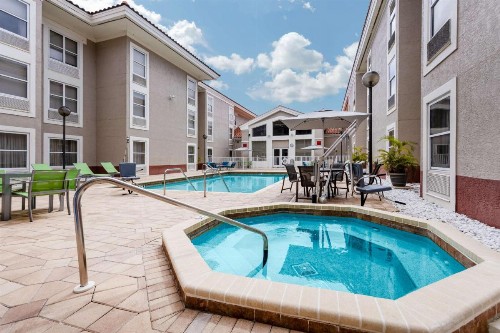 Hampton Inn & Suites Venice Bayside South Sarasota - image 11