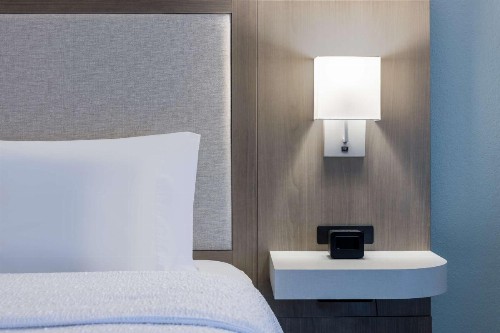 Hampton Inn & Suites Venice Bayside South Sarasota - image 16