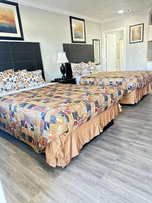 Sunshine Inn & Suites Venice Florida - image 33