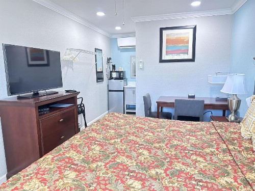 Sunshine Inn & Suites Venice Florida - image 50