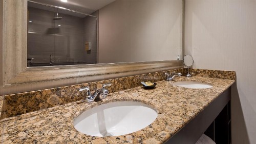 Best Western Plus Ambassador Suites Venice - image 31