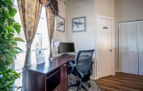 Island Sun Inn & Suites - Venice Florida Historic Downtown & Beach Getaway - image 10