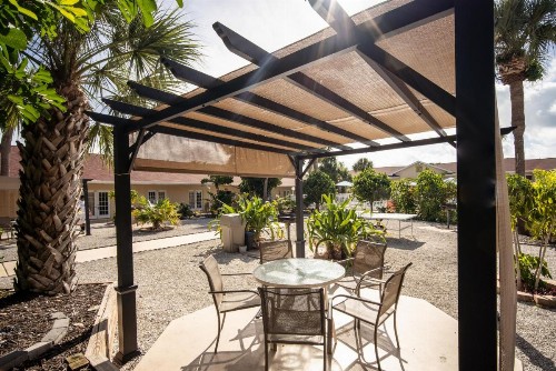 Island Sun Inn & Suites - Venice Florida Historic Downtown & Beach Getaway - image 24