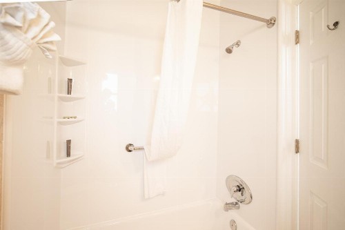 Island Sun Inn & Suites - Venice Florida Historic Downtown & Beach Getaway - image 27