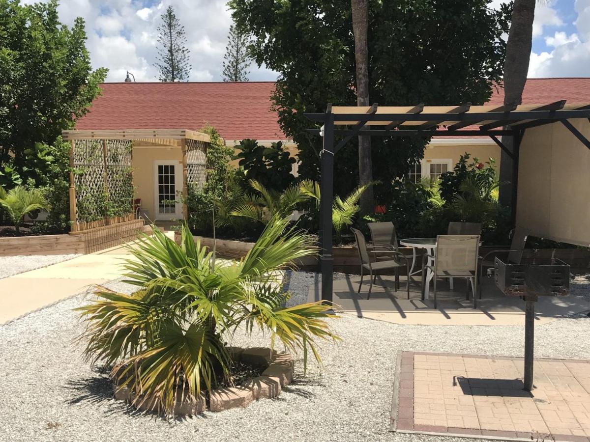 Island Sun Inn & Suites - Venice Florida Historic Downtown & Beach Getaway - image 7