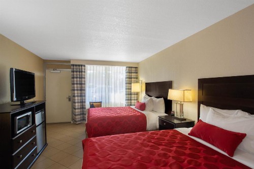Ramada by Wyndham Venice Hotel Venezia - image 39