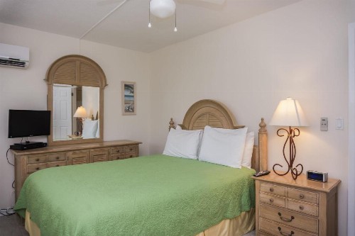 Tropical Villas Of Venice Beach - image 12