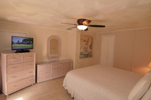 Tropical Villas Of Venice Beach - image 13