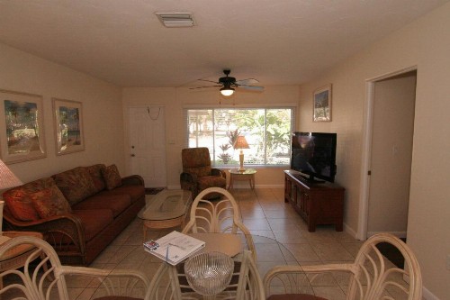 Tropical Villas Of Venice Beach - image 18
