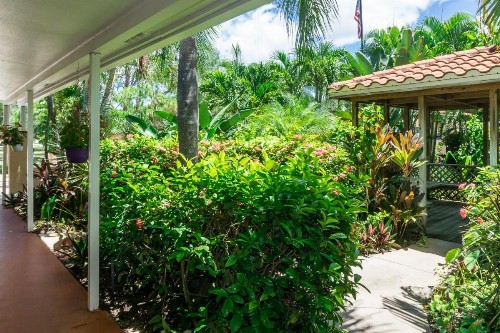 Tropical Villas Of Venice Beach - image 22
