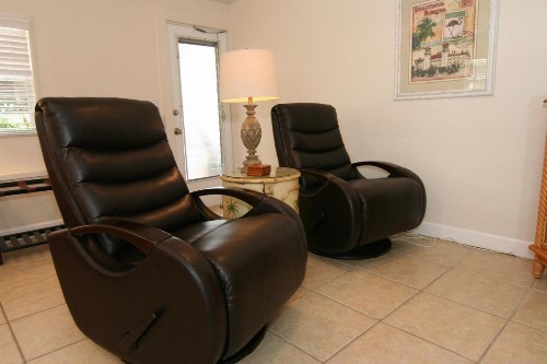 Tropical Villas Of Venice Beach - image 31