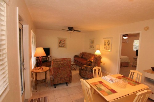 Tropical Villas Of Venice Beach - image 36