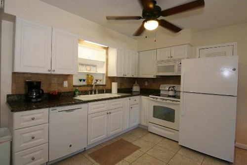 Tropical Villas Of Venice Beach - image 9