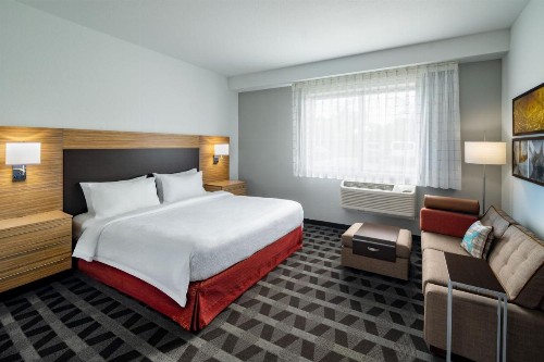 TownePlace Suites By Marriott Venice - image 15