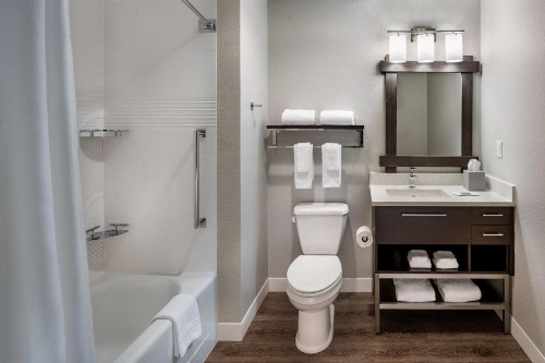 TownePlace Suites By Marriott Venice - image 3