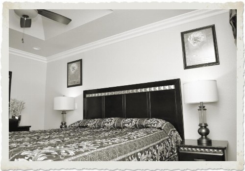 Crystal Lodge Motel - image 35