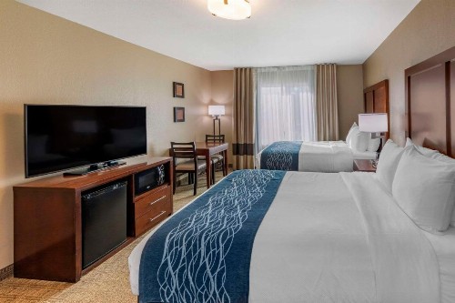 Comfort Inn & Suites Ventura Beach - image 11