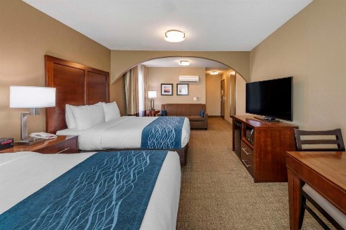 Comfort Inn & Suites Ventura Beach - image 25