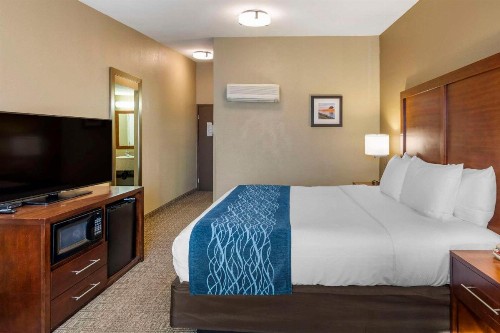 Comfort Inn & Suites Ventura Beach - image 26