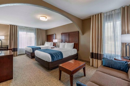Comfort Inn & Suites Ventura Beach - image 6