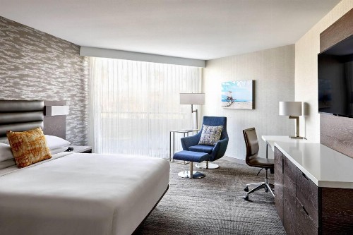 Ventura Beach Marriott - image 12