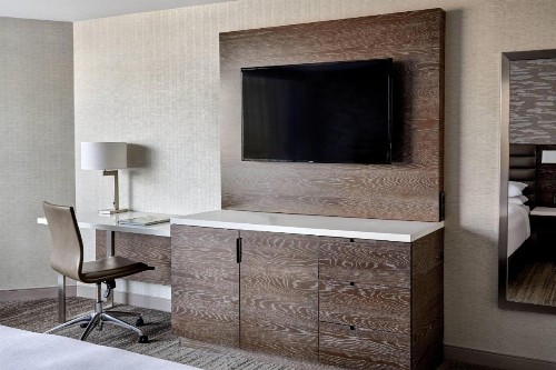 Ventura Beach Marriott - image 14