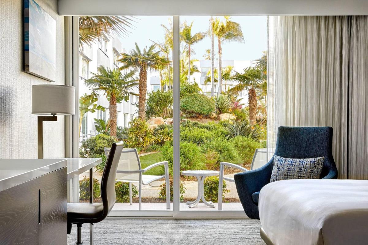 Ventura Beach Marriott - image 5