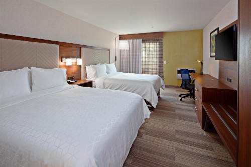 Holiday Inn Express Hotel & Suites Ventura Harbor an IHG Hotel - image 28