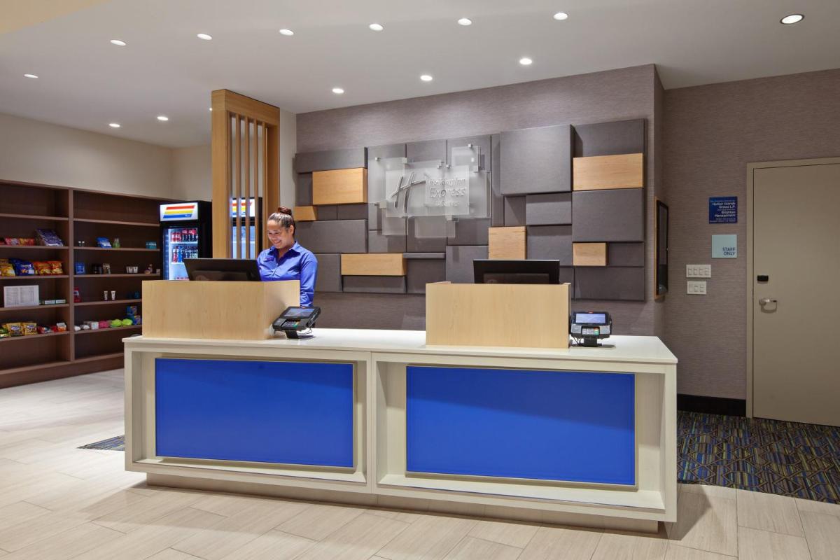 Holiday Inn Express Hotel & Suites Ventura Harbor an IHG Hotel - image 5