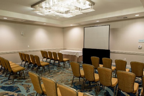 Crowne Plaza Hotel Ventura Beach an IHG Hotel - image 8