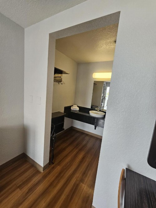 Motel 6-Ventura CA - South - image 31