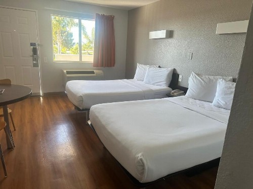 Motel 6-Ventura CA - South - image 33