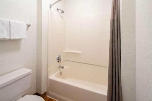 Motel 6-Ventura CA - South - image 9