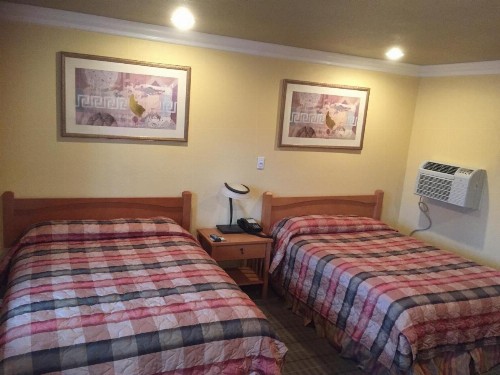 Bayshore Inn Ventura - image 22