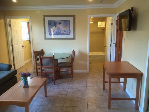 Bayshore Inn Ventura - image 44