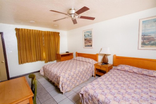 Mission Bell Motel - image 15