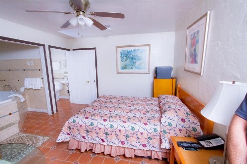 Mission Bell Motel - image 18