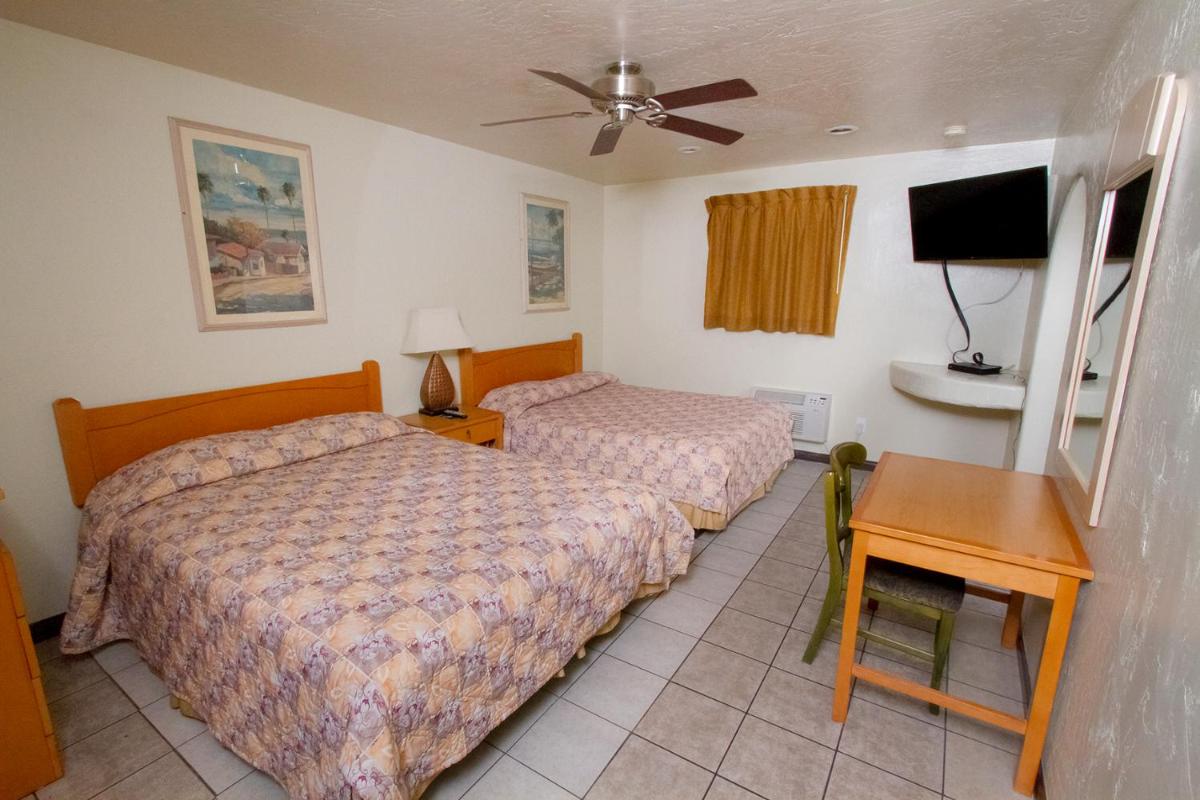 Mission Bell Motel - image 2
