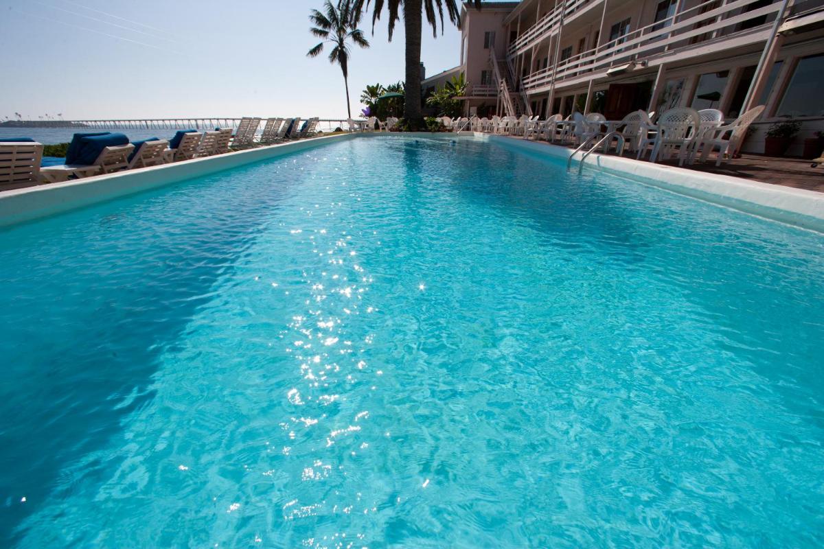 Cliff House Inn - image 7