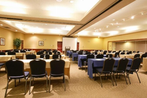 Four Points by Sheraton Ventura Harbor Resort - image 23