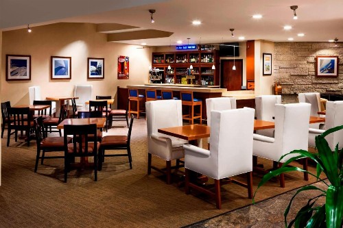 Four Points by Sheraton Ventura Harbor Resort - image 25
